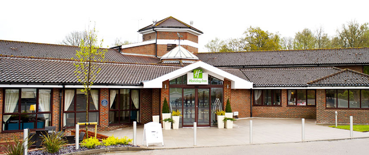 gatwick hotels with leisure facilities