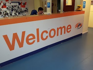 APH - Birmingham Airport Parking place picture